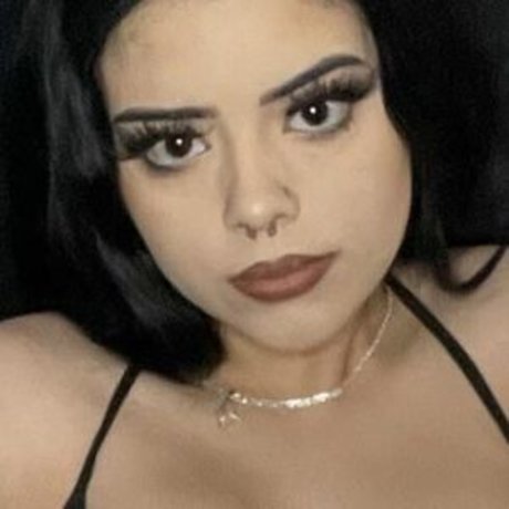 Carolinesnightmare model pretty image