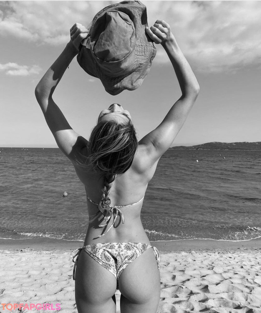 Iris Mittenaere star nice pic