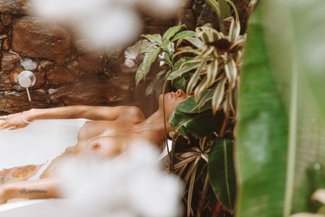 lesbians onlyfans erotic picture