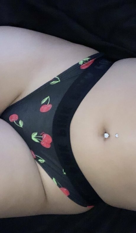 _TaniaVega model porn photo