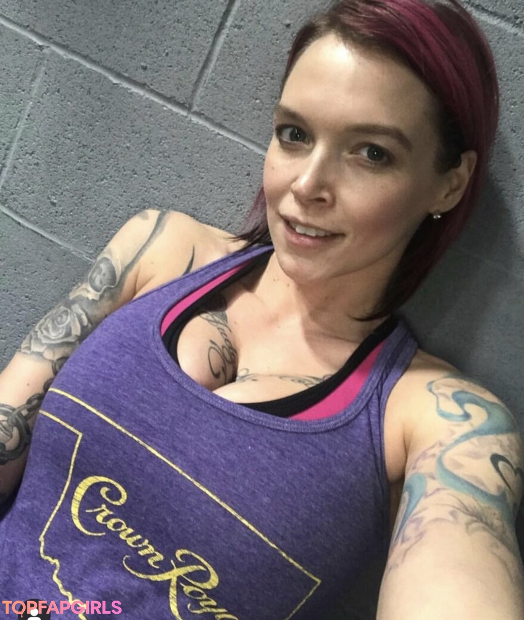 Anna Bell Peaks top profile image