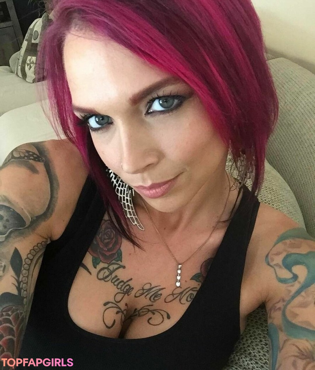 Anna Bell Peaks free star archive