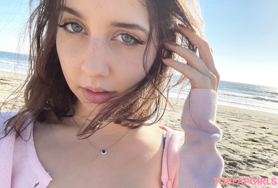 Violette pornstar art img