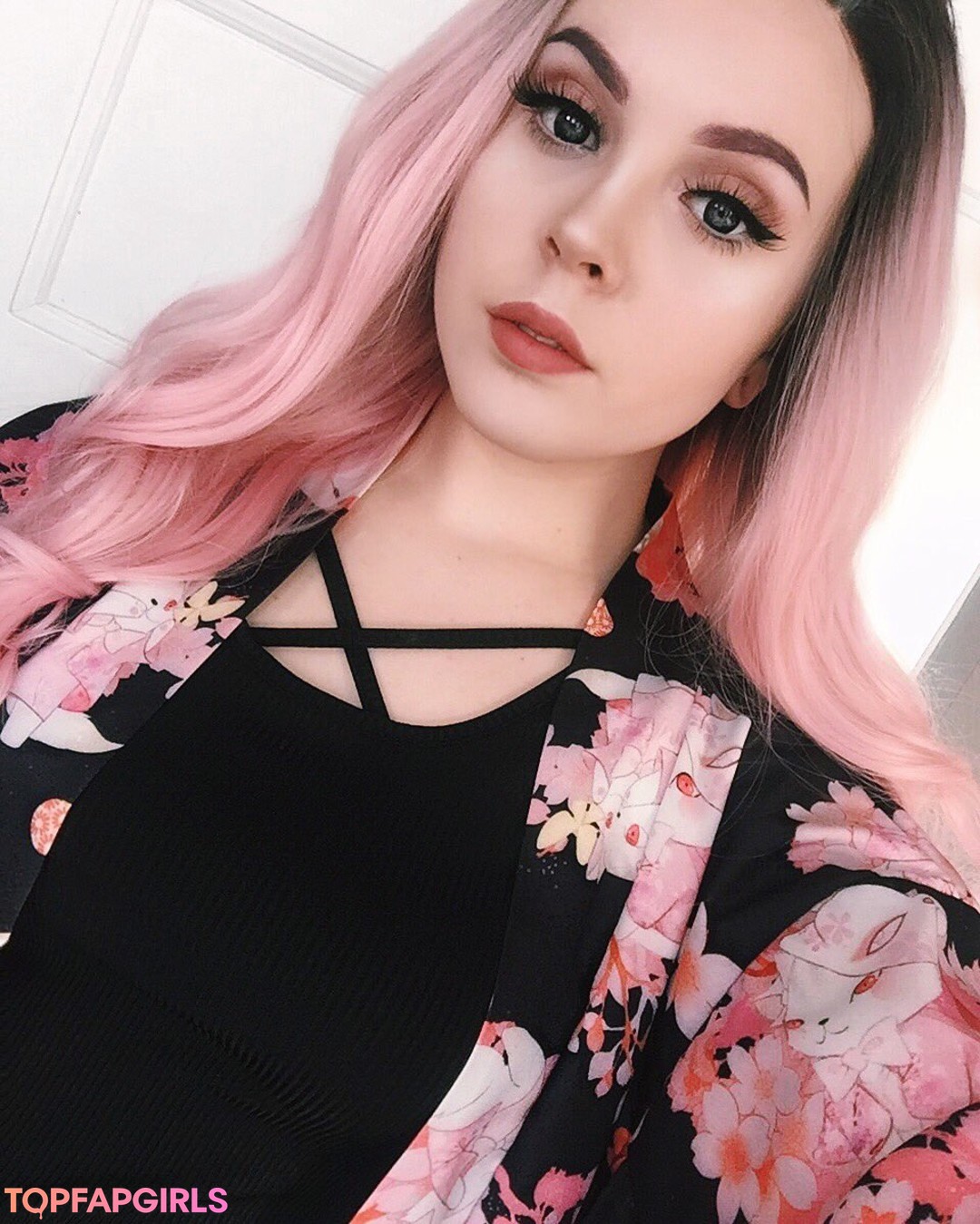 Violette pretty pornstar photos