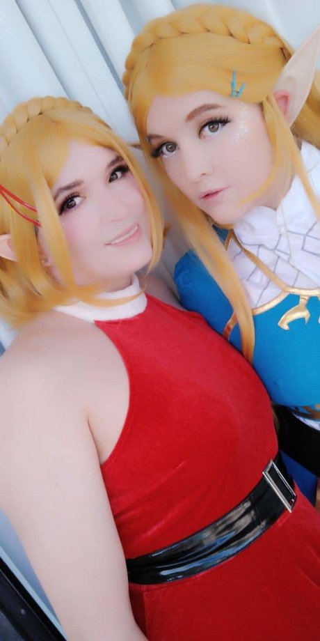 FoxyCosplay pornstar erotic galleries