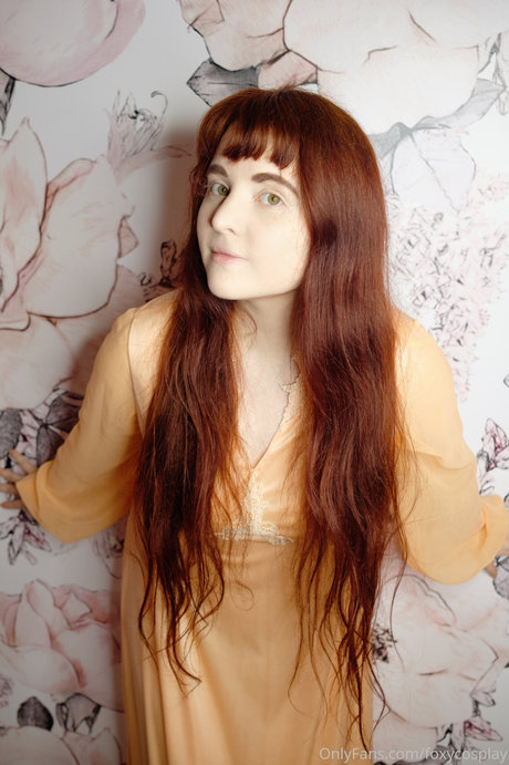 FoxyCosplay nudes actress images