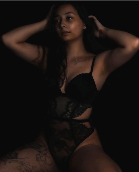 beautiful japanese onlyfans erotic img