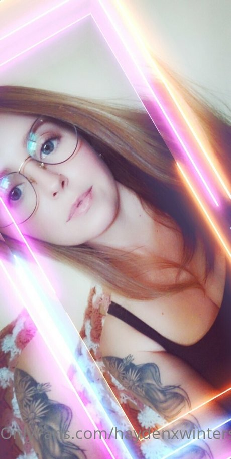 Hayden Winters pornstar naked img