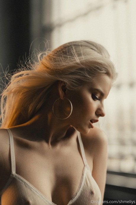 Stas Shmel model adult img