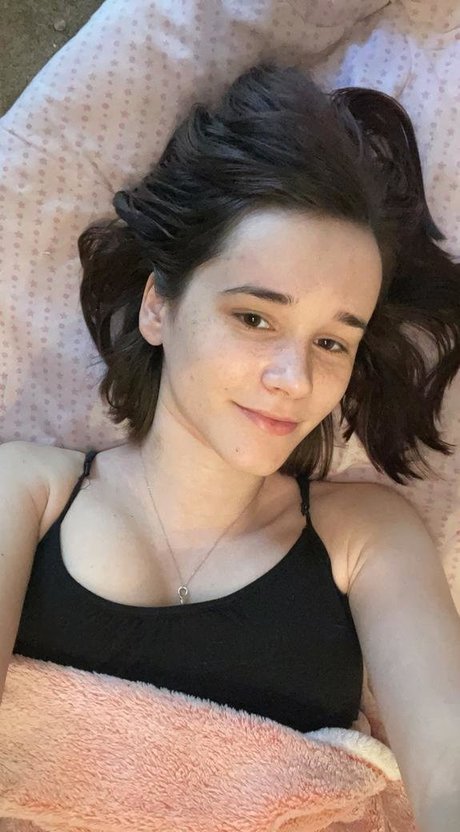 Jani Veve star pornographic photos