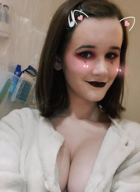 Jani Veve model xxx picture