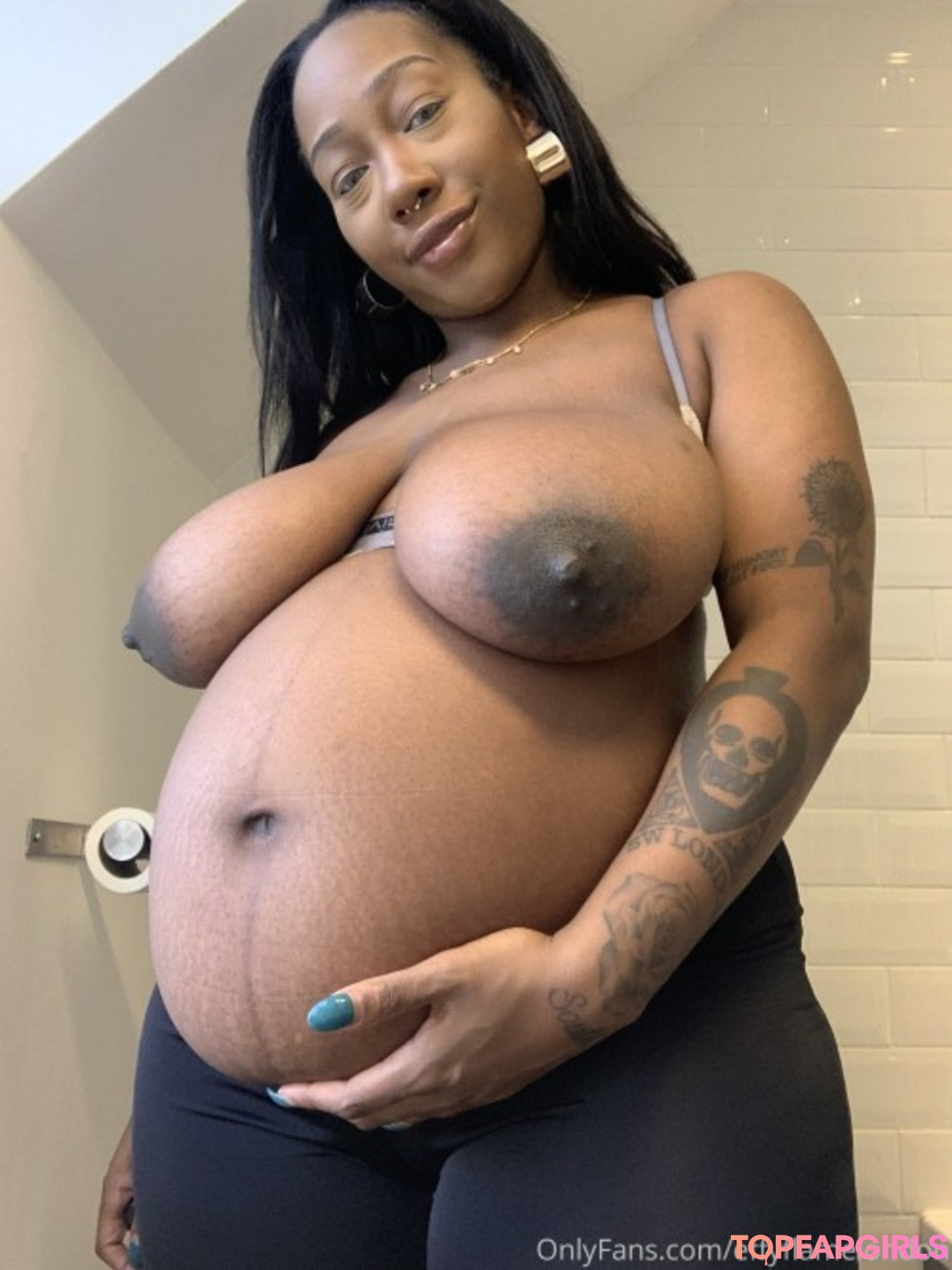 Renee Kuleape star sexy photo