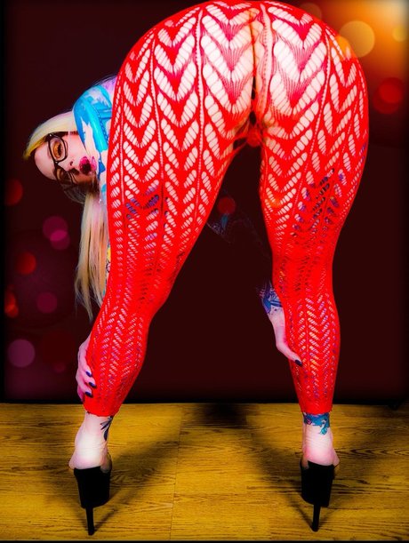 black hair milf onlyfans free porn image