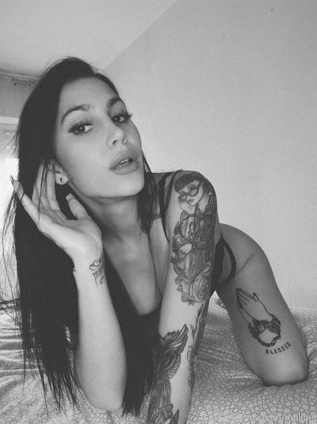 amateur wife onlyfans exclusive pics