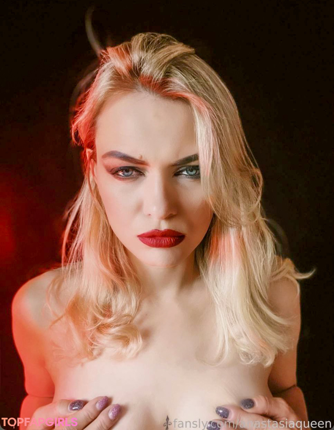Anastasyia Zaharova sexy model photo