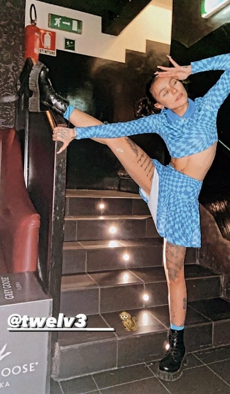 Twelv3 nice star pics