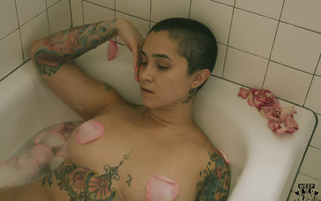 Jaclyn pornographic model gallery