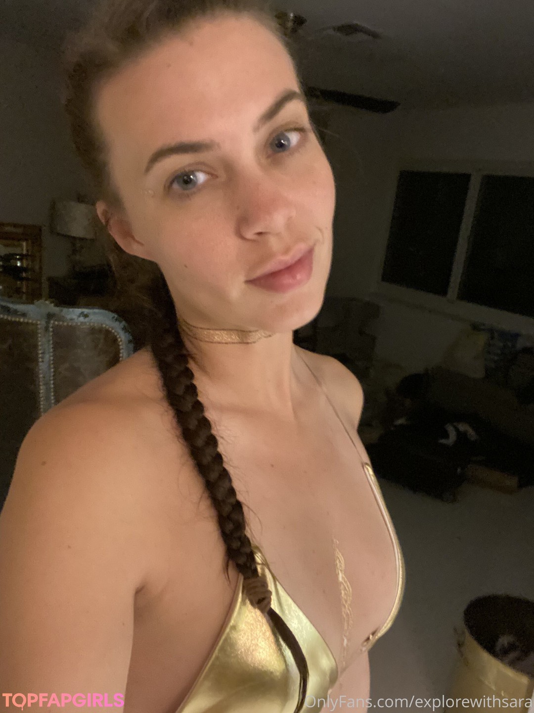 Explore with SARA model sex pics