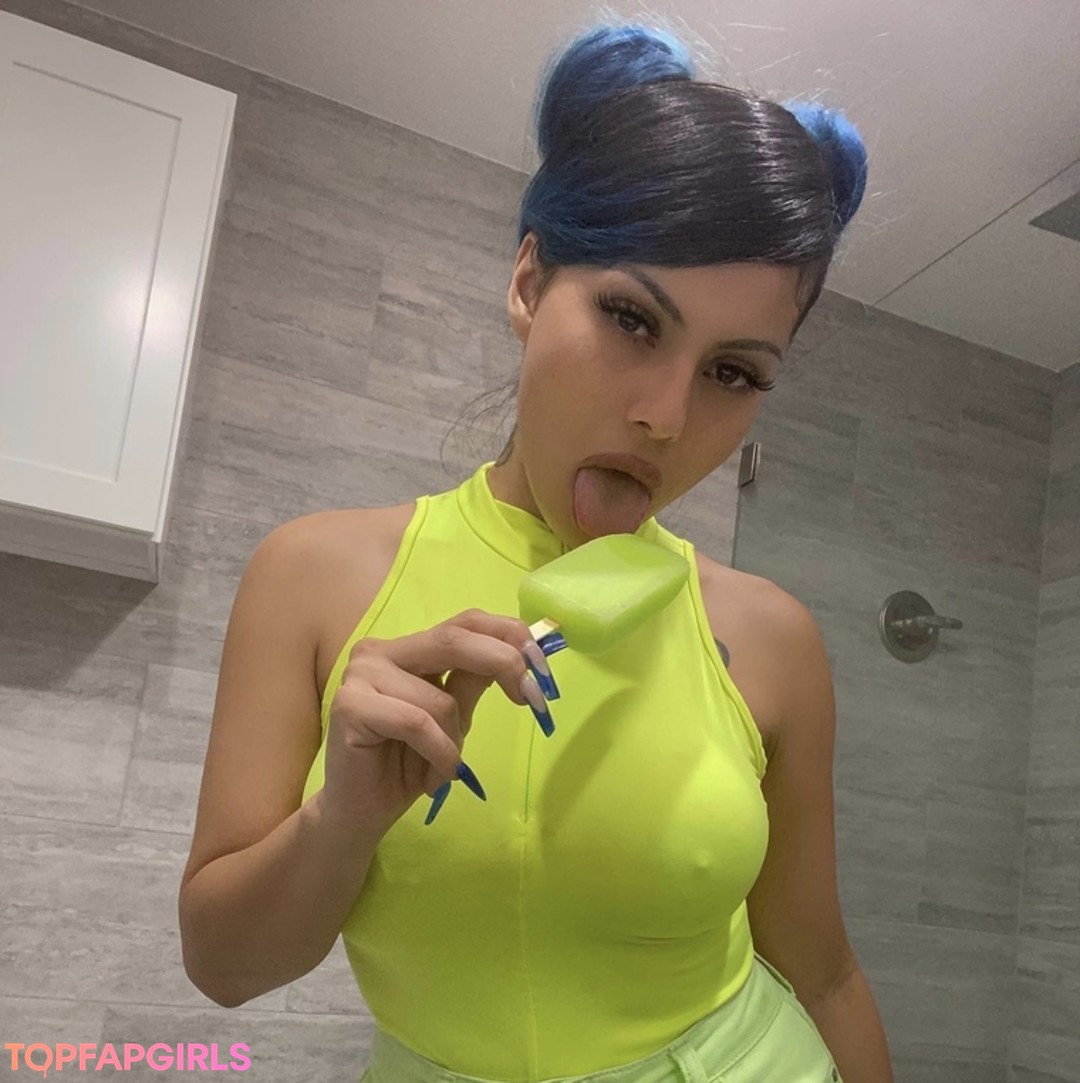 Xobeya high quality pornstar photo