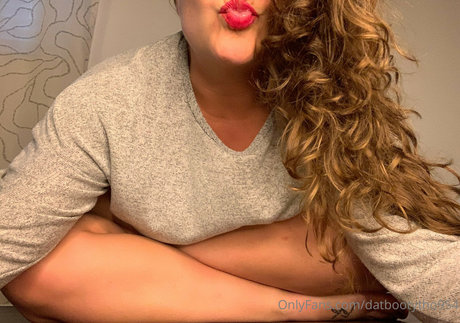 Datbootytho954 profile image