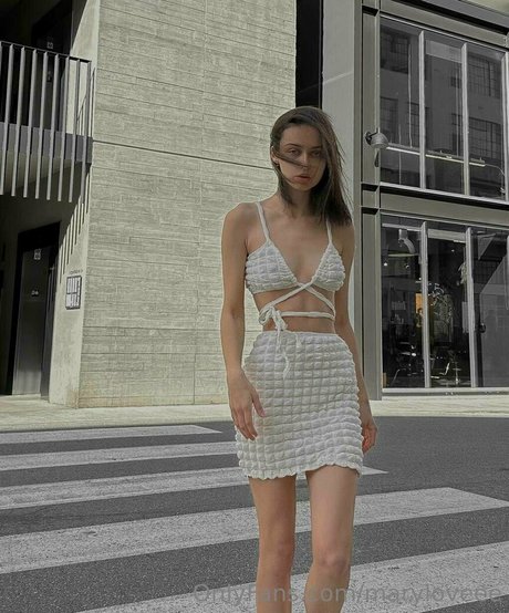 maryloveee sexy model galleries