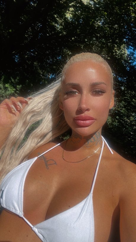 lesbian strapon onlyfans beautiful porn picture