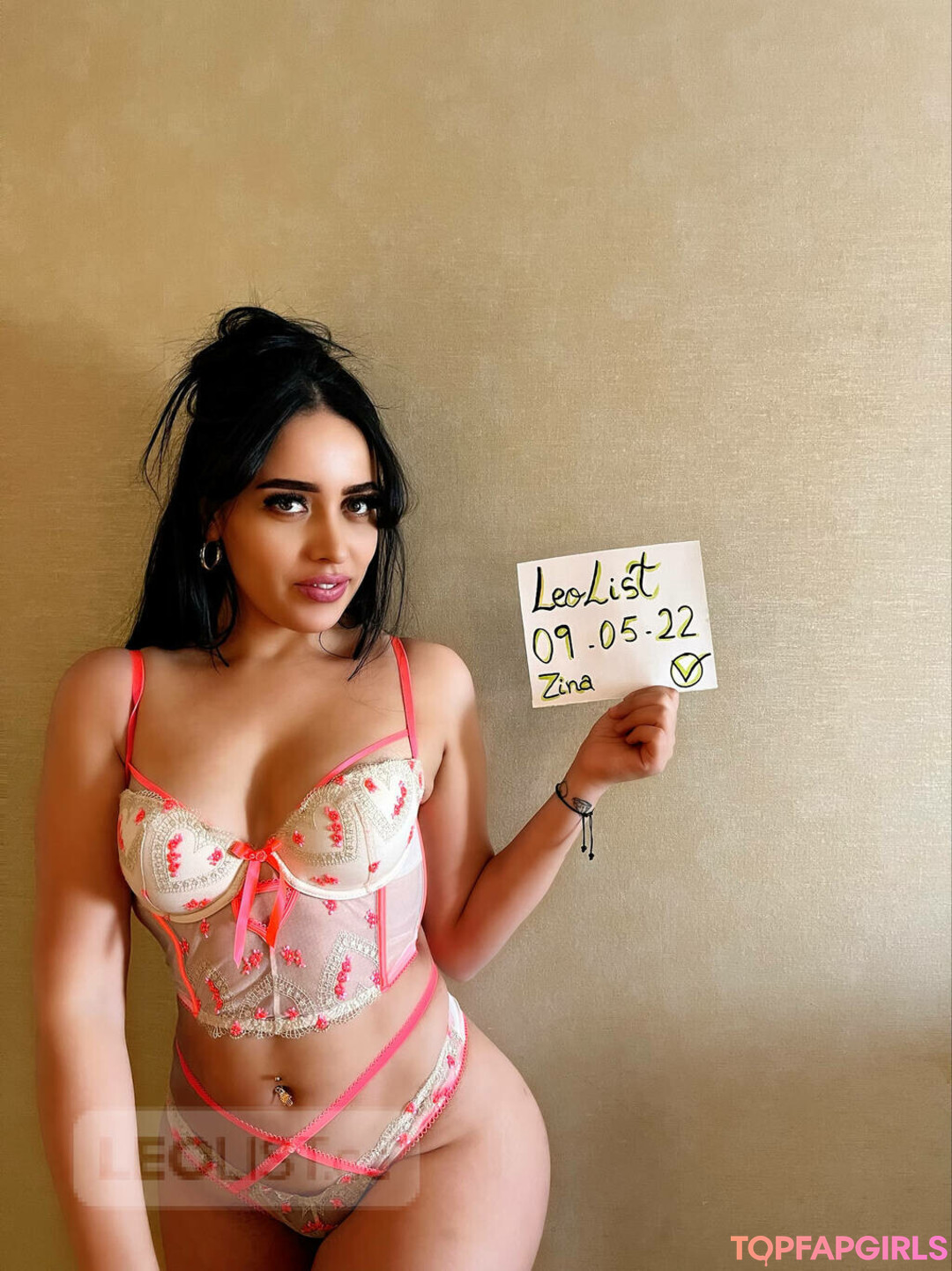 Sarahlara star pretty archive