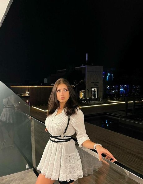 Valentina Guide best star photo