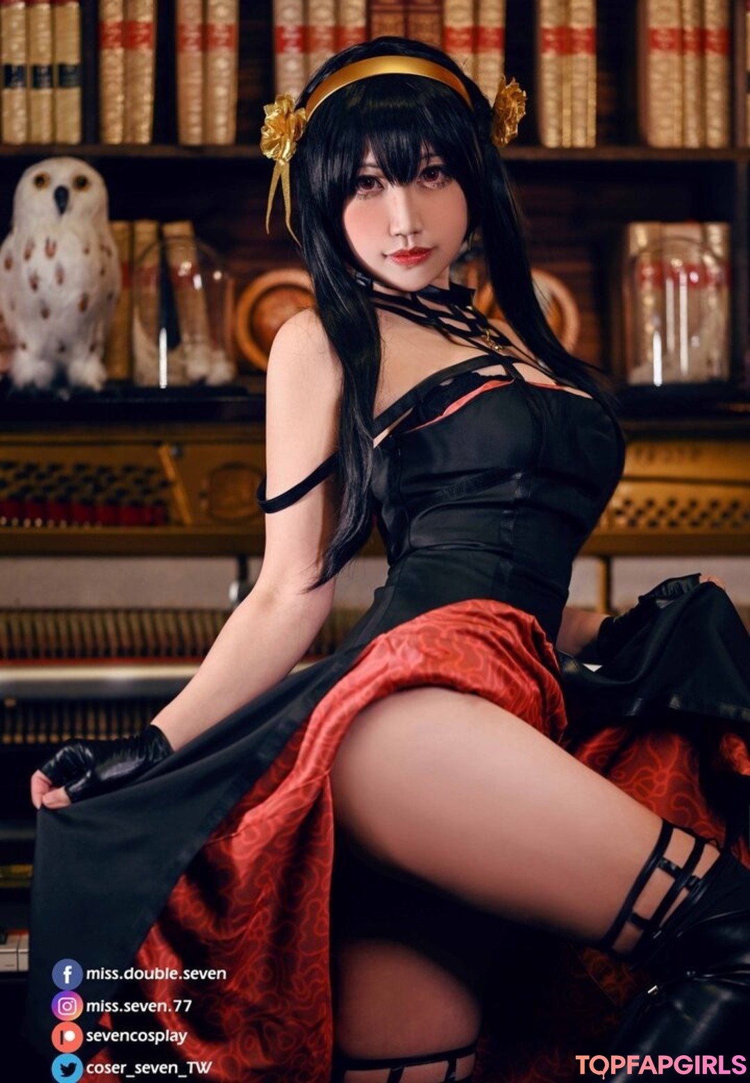 miss seven 77 art star img