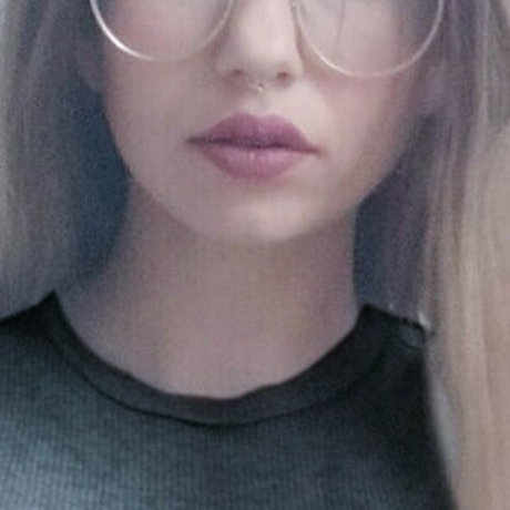 Lada Amores beautiful star photos