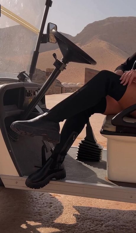 Antonia Freya Lidia hot pornstar photo