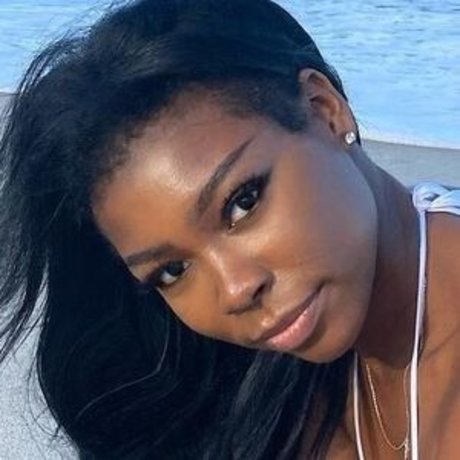 Annah Nicki Smith free star pic