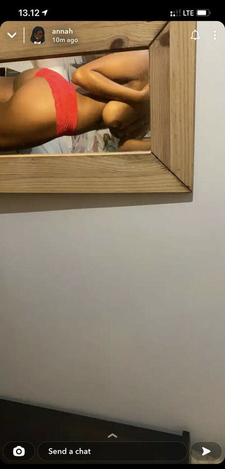 Annah Nicki Smith model nice img