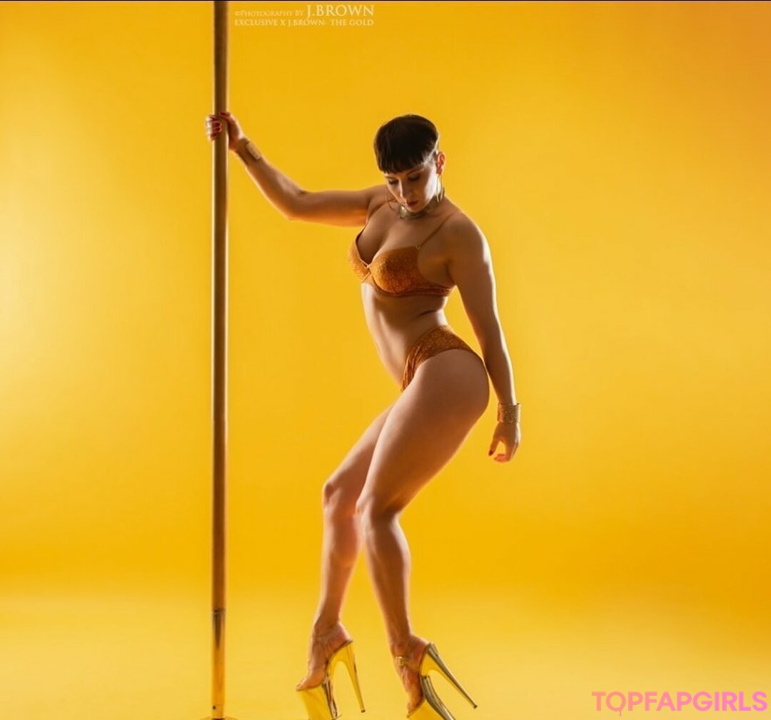 Doris Rnold beautiful model img
