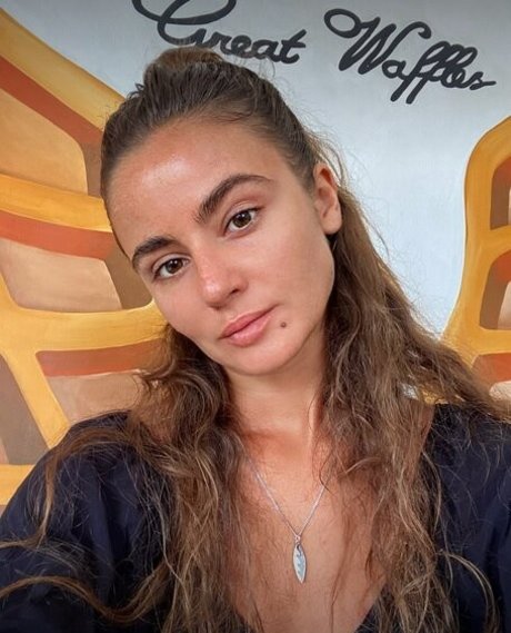 Yuliya Lazarenko erotic actress images