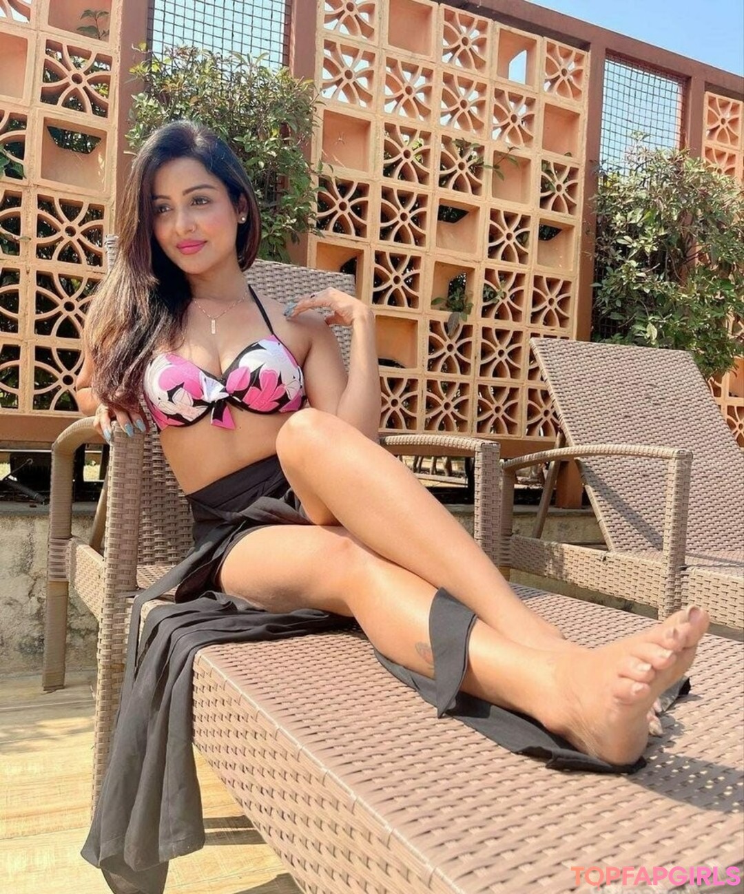 Chhavi Pandey erotic model image