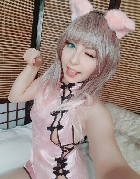 Jenny AN nude actress gallery