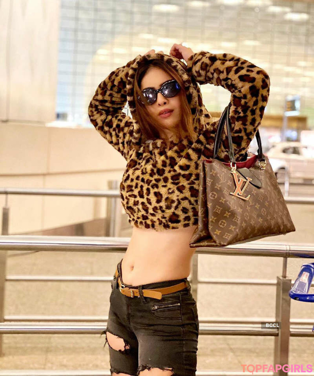 Neha Malik star porn pic