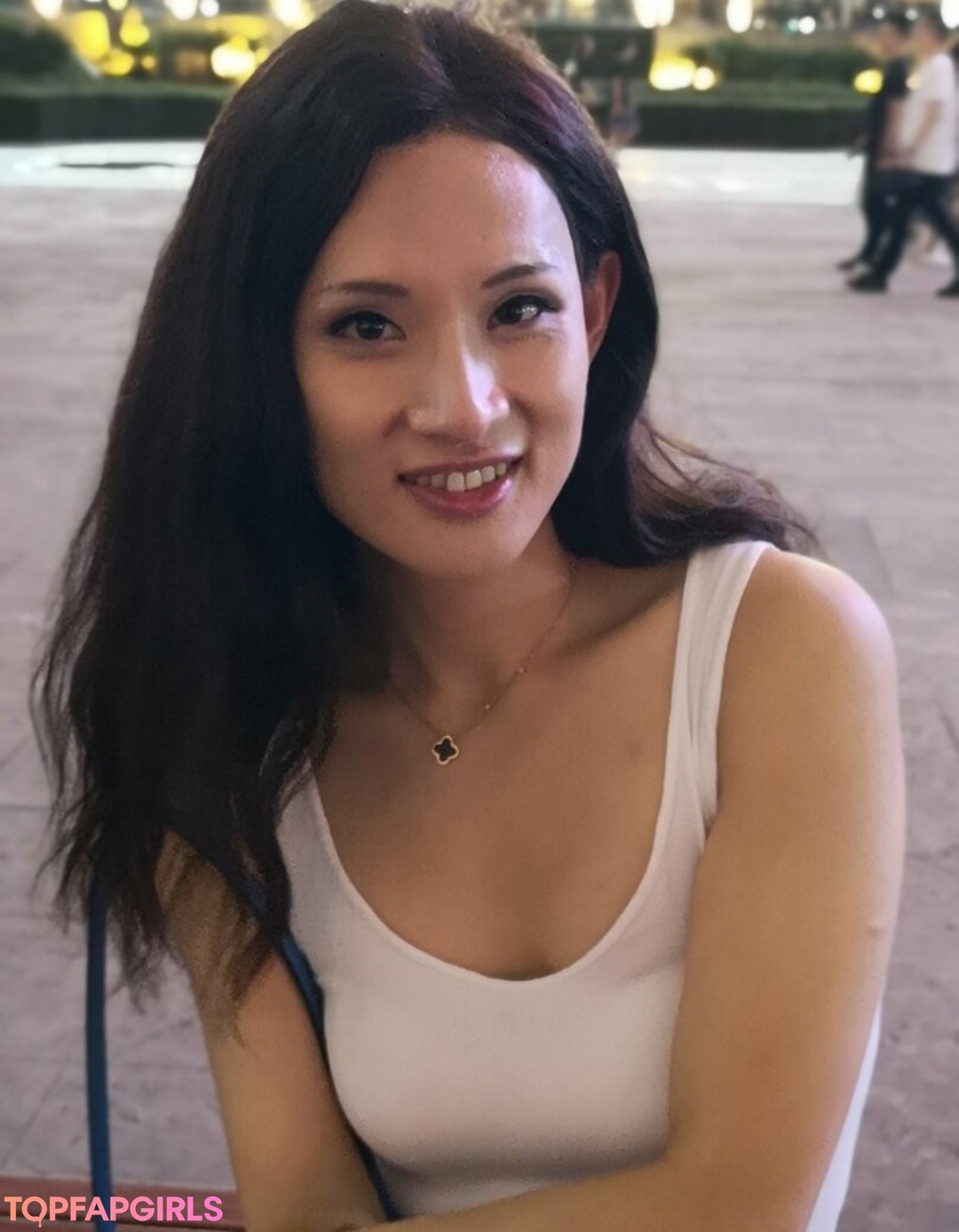 joi asian onlyfans top pic