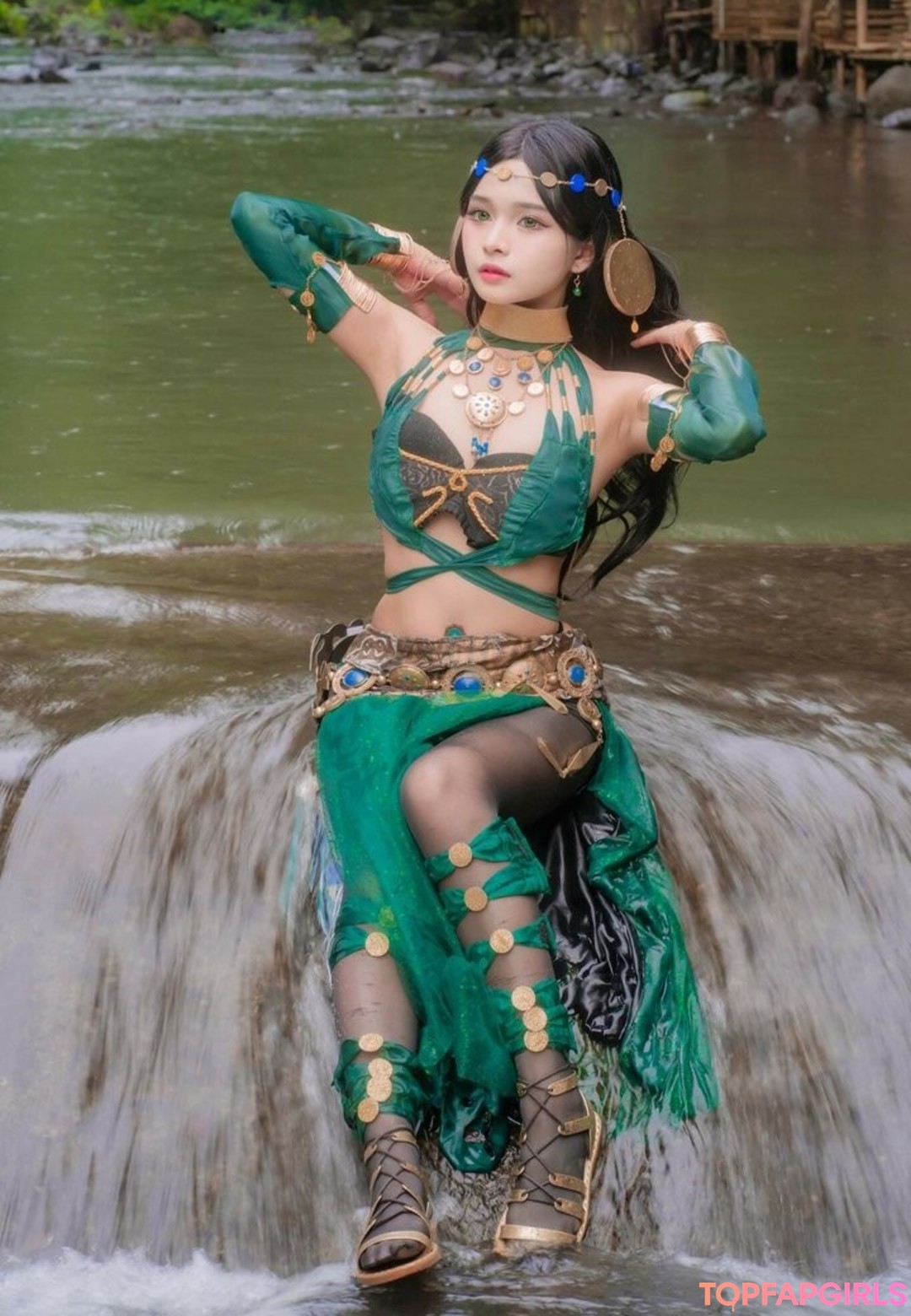 miholy model photos