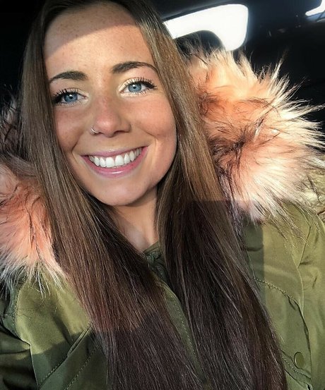 brown onlyfans hd photo