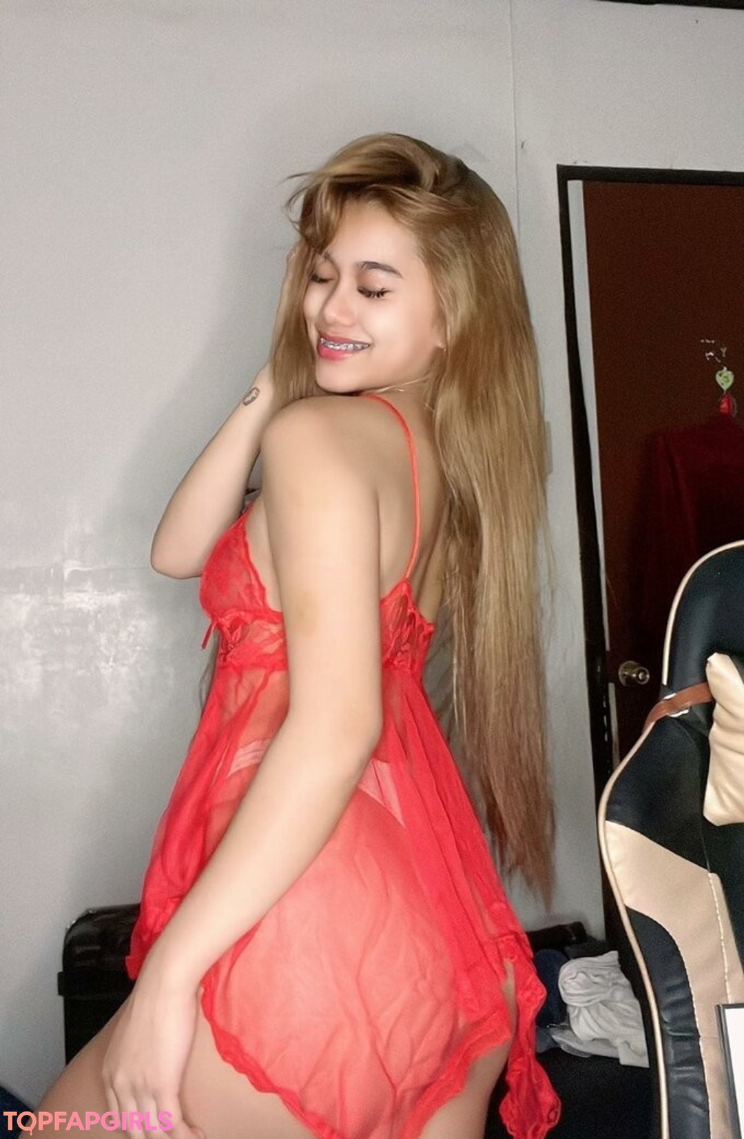 Denise Ryll Mana a nice actress pic
