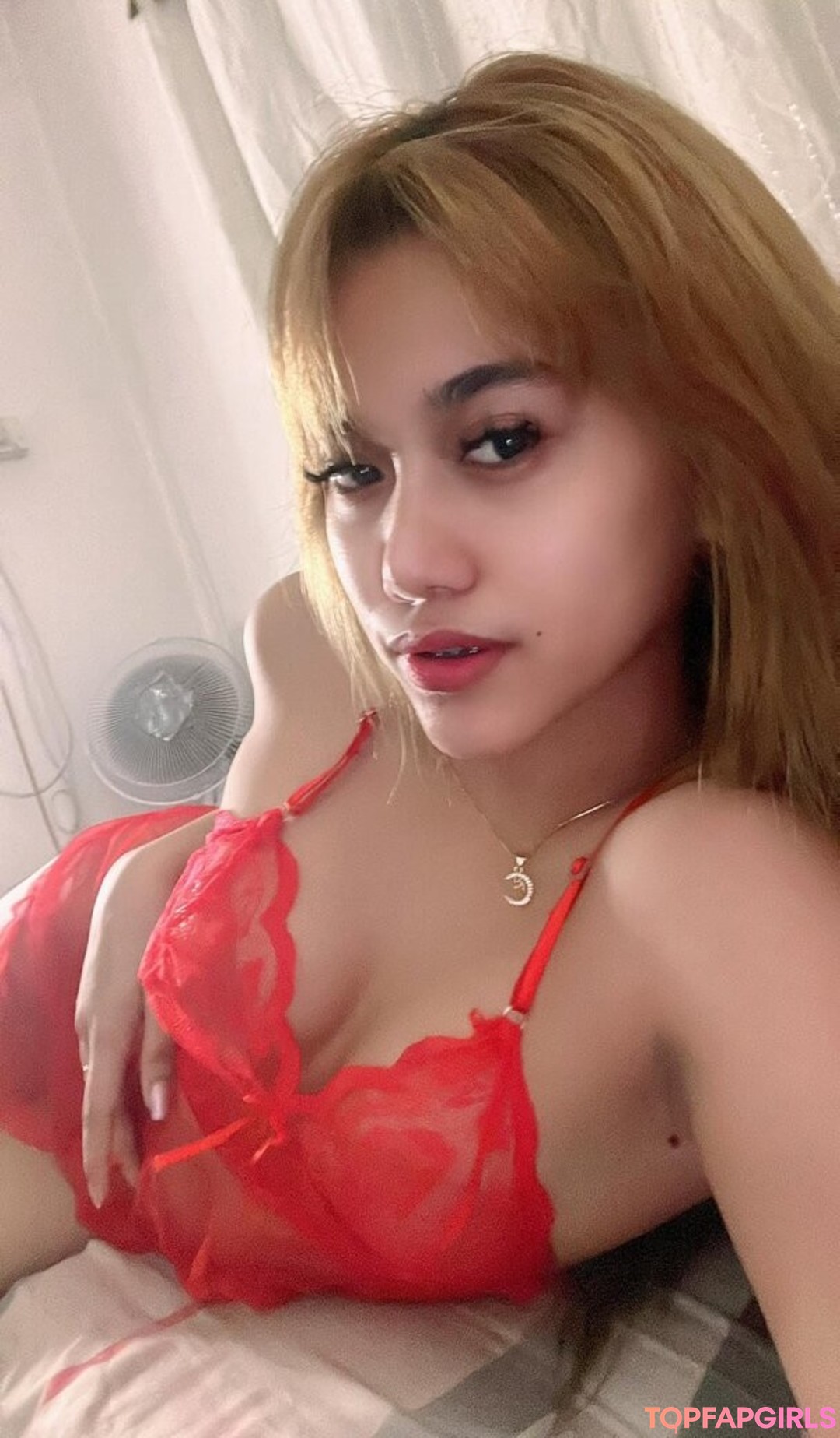 Denise Ryll Mana a nude pornstar photo