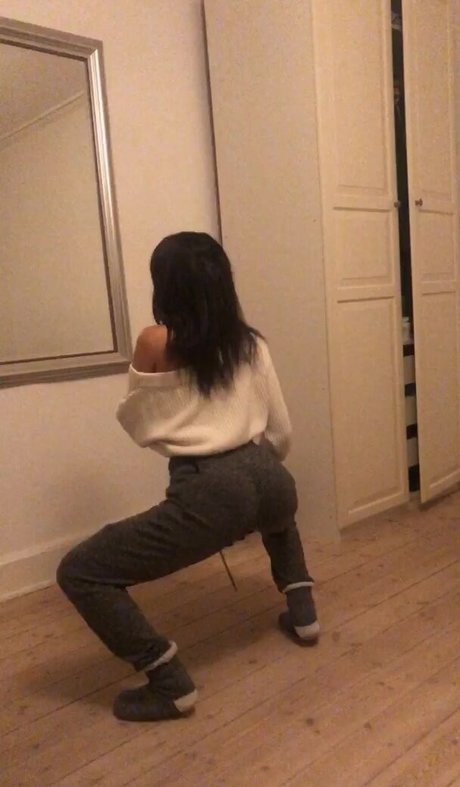 Grandmae art star archive