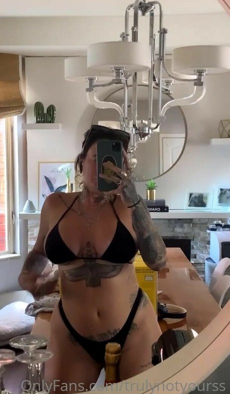 Yasmin Braga pornstar erotic images