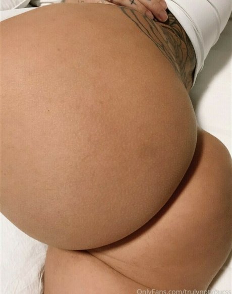 Yasmin Braga pornstar free img