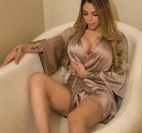 Claudia Guajardo xxx model pictures