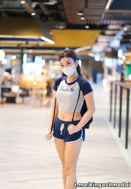 Livy Renata star free pics