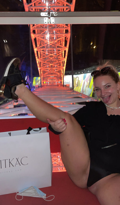 lesbian sex onlyfans beautiful naked pics