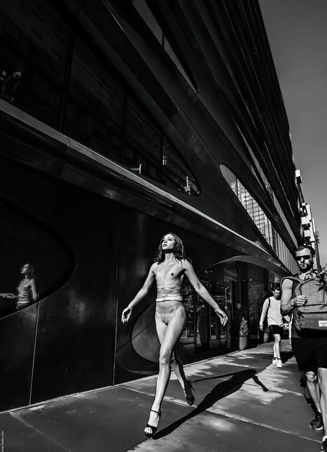 Sofia Jolie sex model galleries